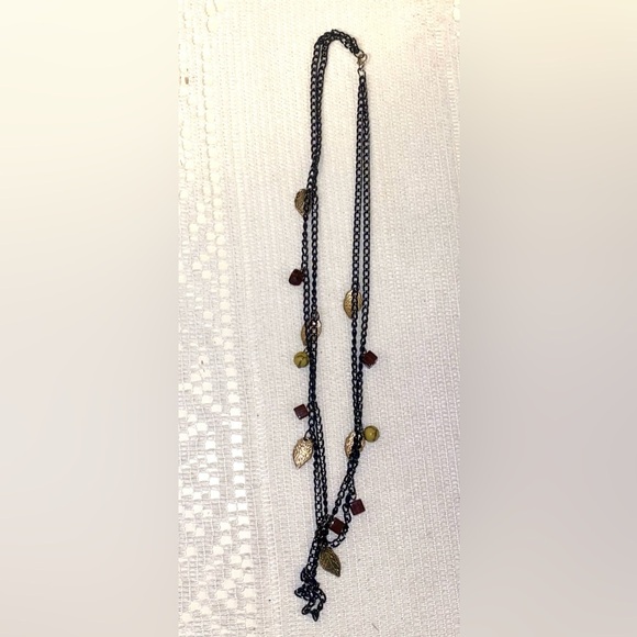 Elegant black chain necklace with some natural stones - Picture 3 of 4